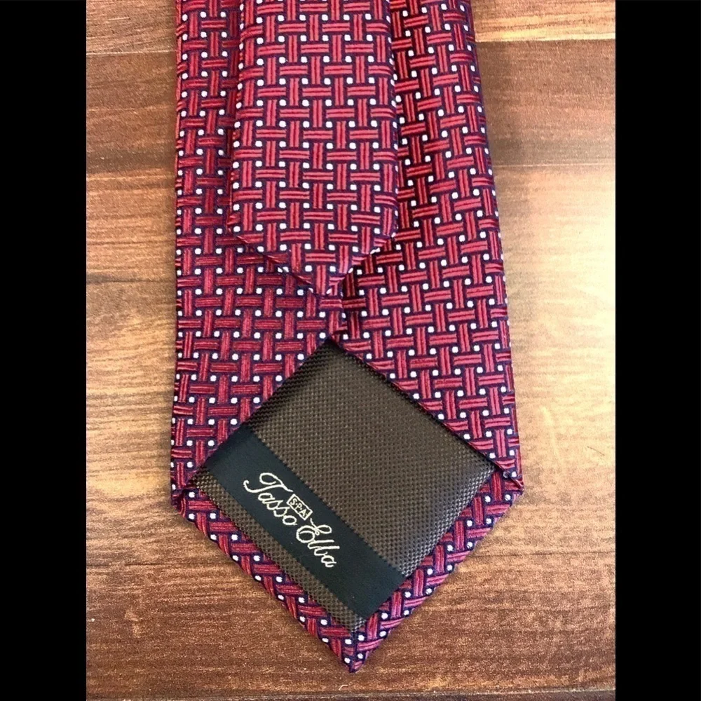 🍂SALE🍂 TASSO ELBA Burgundy 100% Silk Necktie